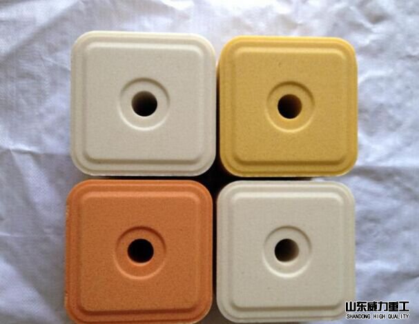 牛羊舔磚液壓機生產(chǎn)成品