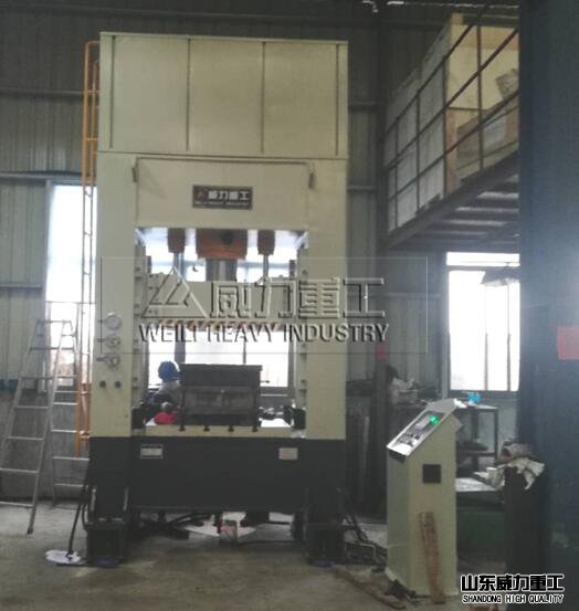 框架式液壓機(jī)