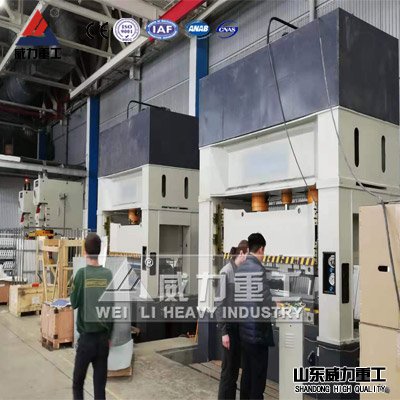 <b>電視背板專用沖壓線/拉伸液壓機(jī)</b>