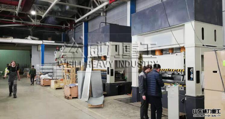 500噸框架式液壓機