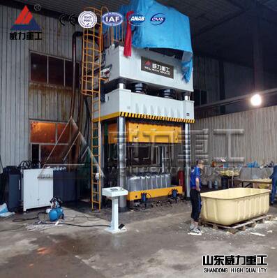 <b>玻璃鋼化糞池成型液壓機(jī)</b>