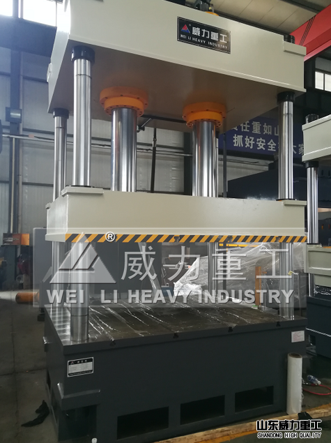 防撞護(hù)欄板成型液壓機(jī)