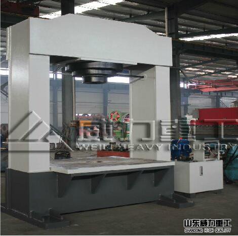 滕州龍門液壓機(jī)