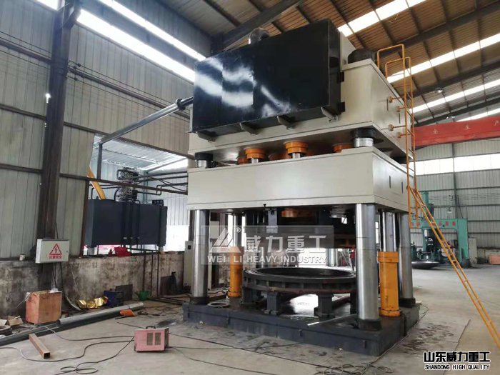 不銹鋼封頭冷壓四柱液壓機(jī)