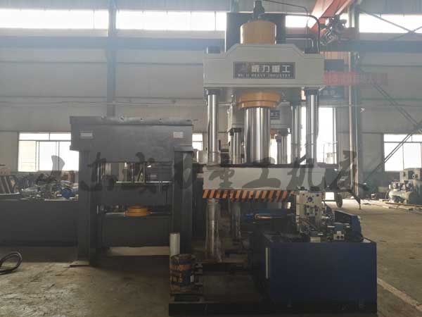 500噸拉伸保溫鍋內(nèi)膽液壓機(jī)