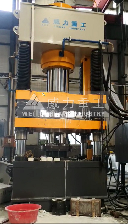 氧化鋁陶瓷成型四柱液壓機(jī)