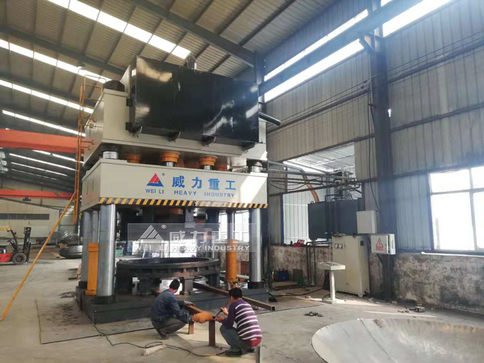 大型封頭拉伸專用四柱液壓機(jī)