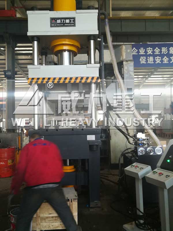 拉伸不銹鋼水槽專用四柱液壓機(jī)