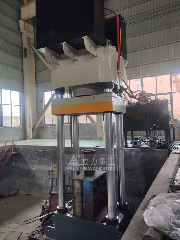 2000噸熱壓石墨坩堝專用液壓機