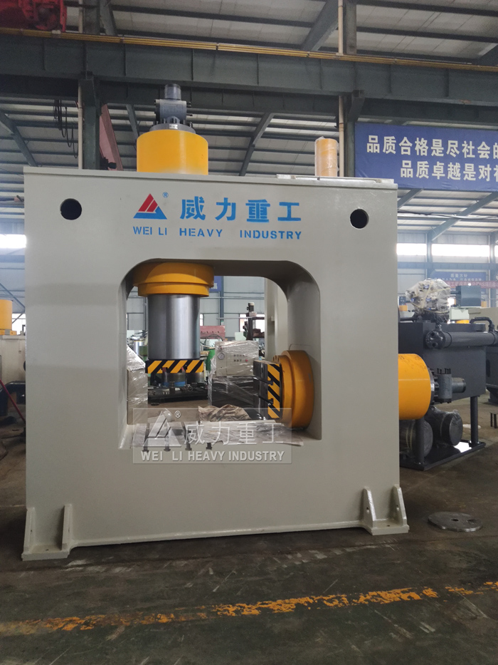 山東威力重工鍛造液壓機(jī)