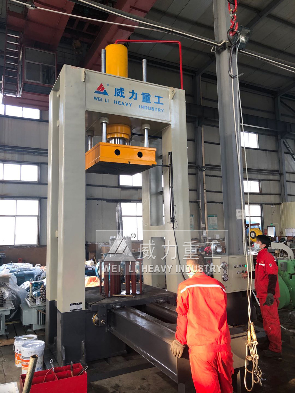 校直龍門(mén)液壓機(jī)結(jié)構(gòu)優(yōu)勢(shì)