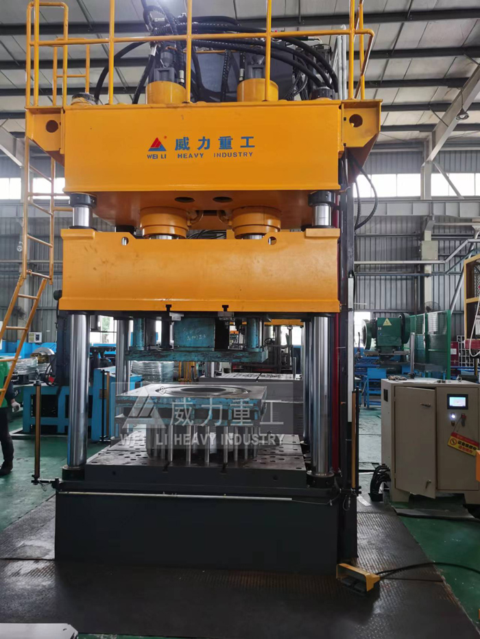 山東威力重工拉伸液壓機